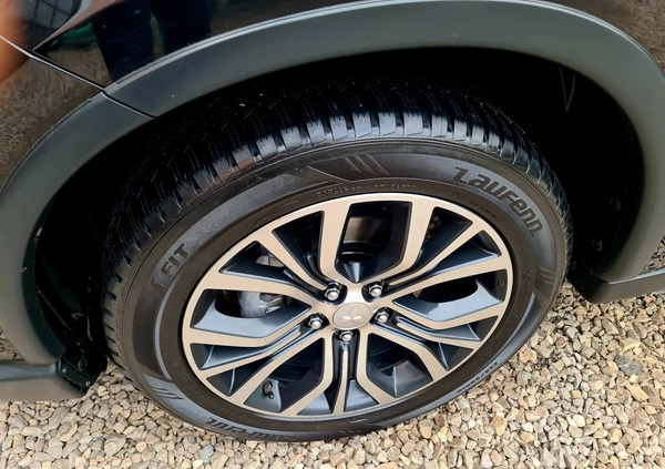 Mitsubishi Outlander cena 87900 przebieg: 100000, rok produkcji 2017 z Kielce małe 742